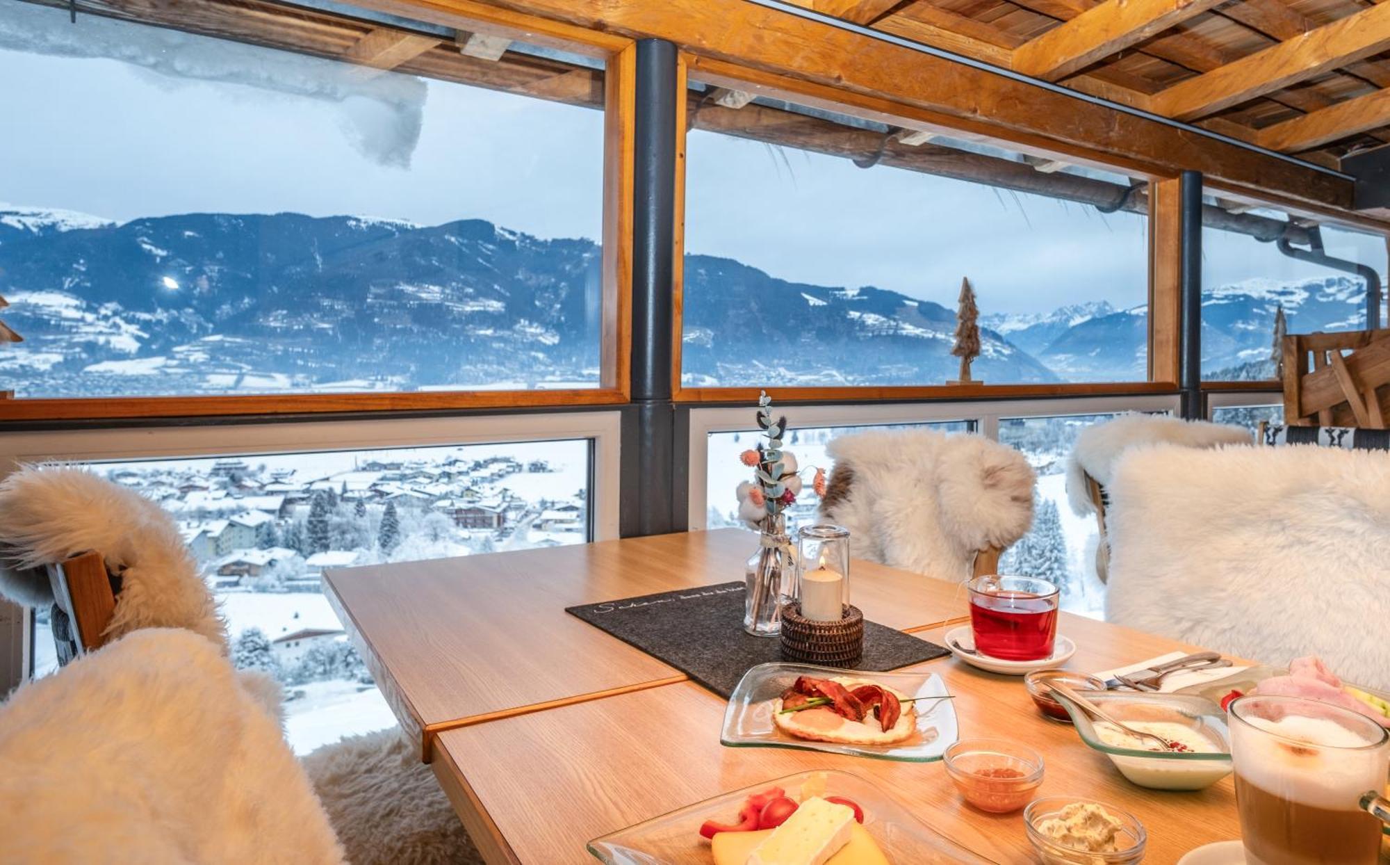 Panorama Hotel Guggenbichl - Inkl Sommerkarte, Einmaliger Eintritt Ins Tauern Spa & Bester Ausblick Ueber Капрун Екстериор снимка